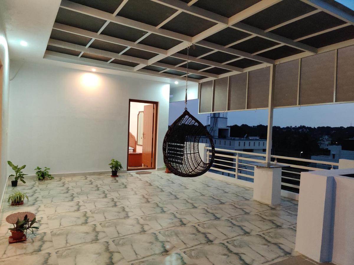 Skyhouse Homestay Майсур Экстерьер фото