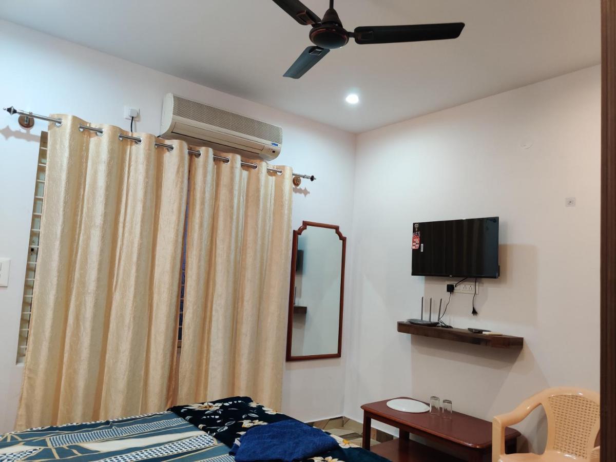 Skyhouse Homestay Майсур Экстерьер фото
